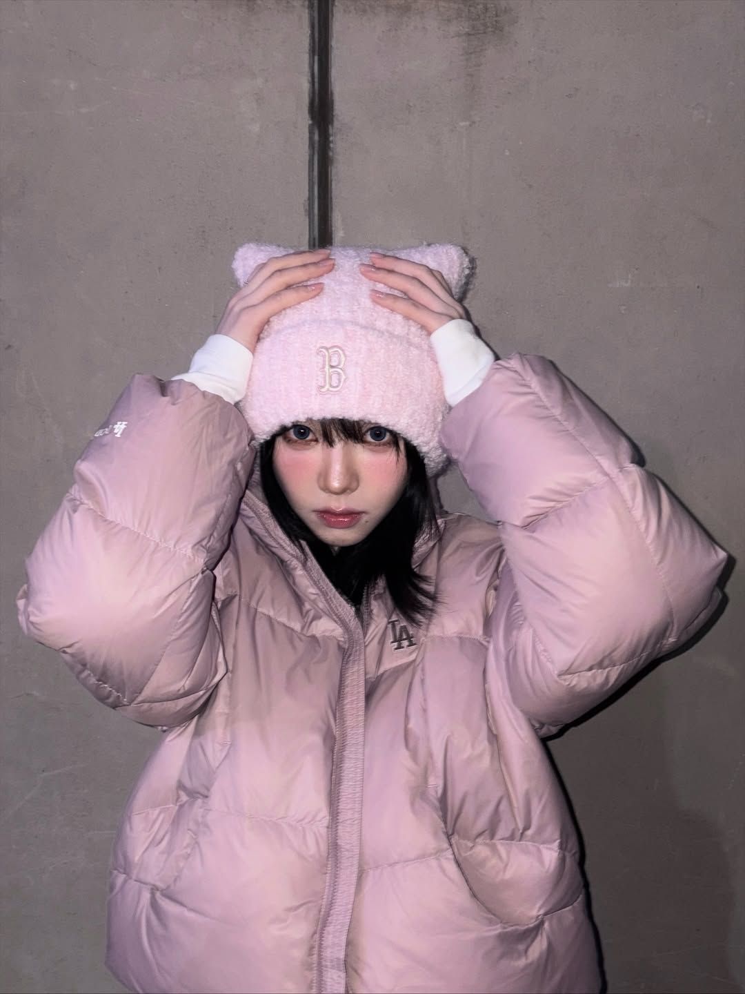 카리나 패딩 스타일링 (출처 : 인스타그램 @katarinabluu)