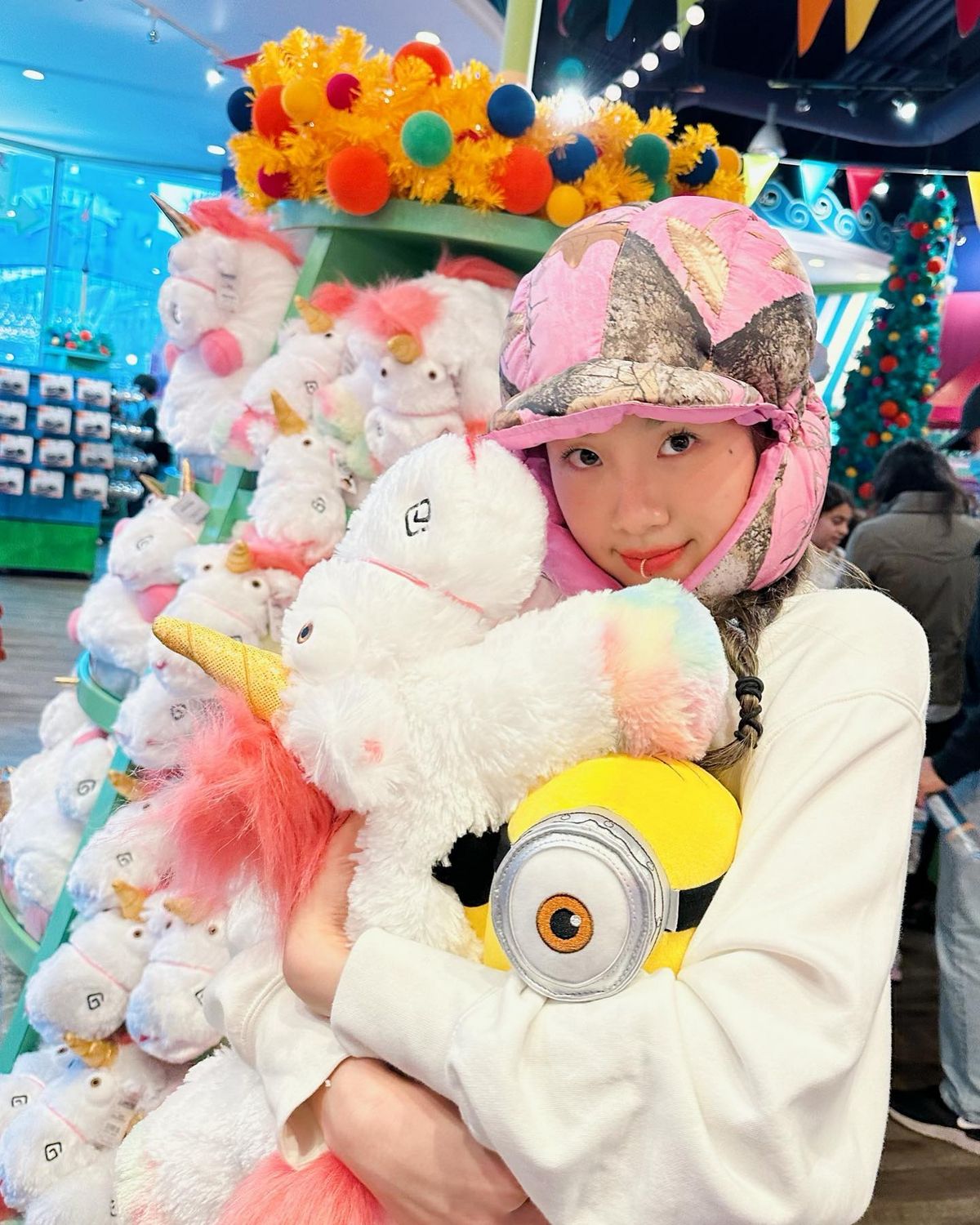 리정 트루퍼햇 | 인스타그램 @leejung_lee