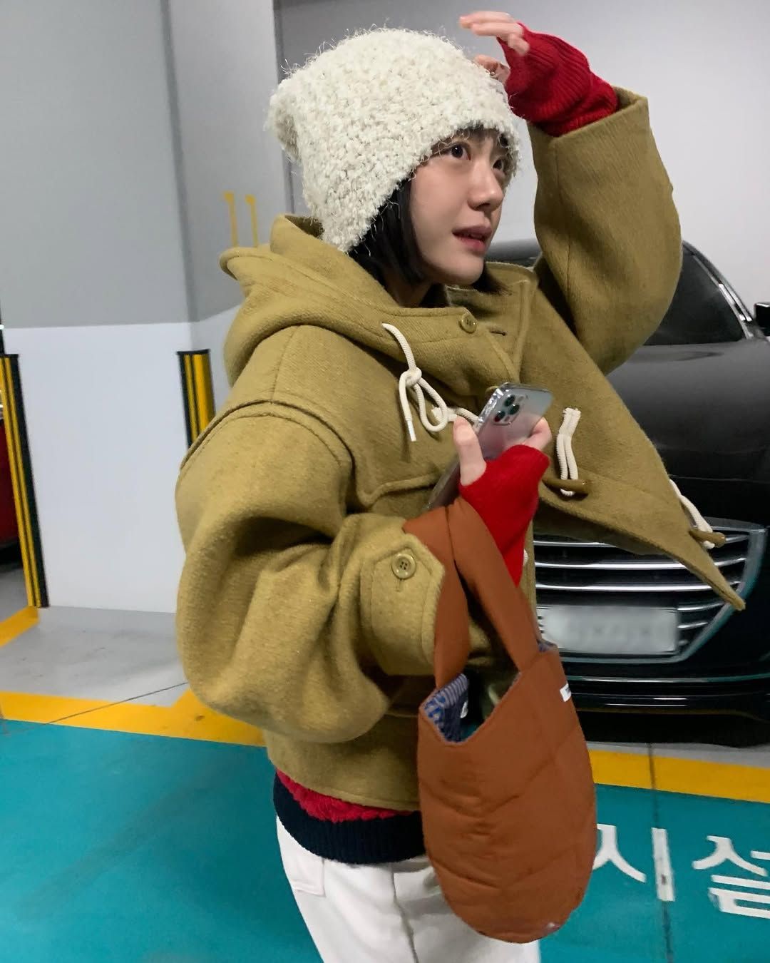 겨울 패션의 최강자. 프로보노 소주연 패션. 인스타그램 @_yeonjuso