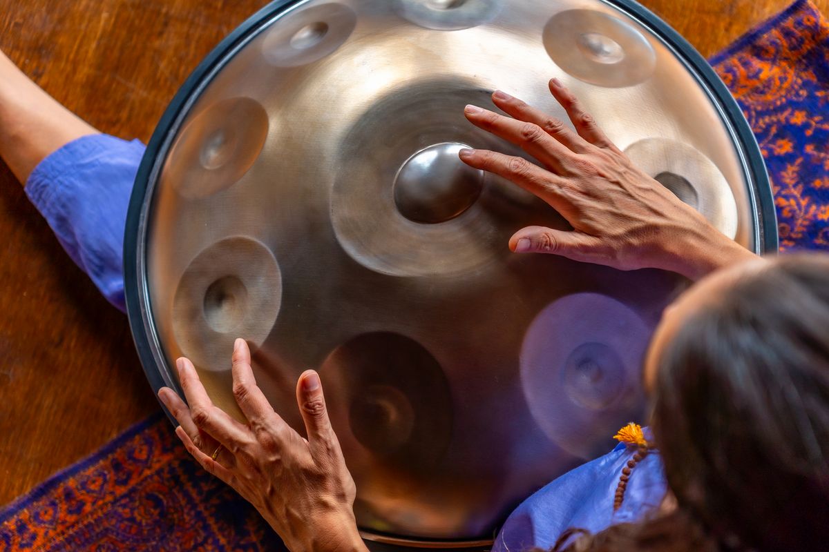 핸드팬 | 출처 Getty Image