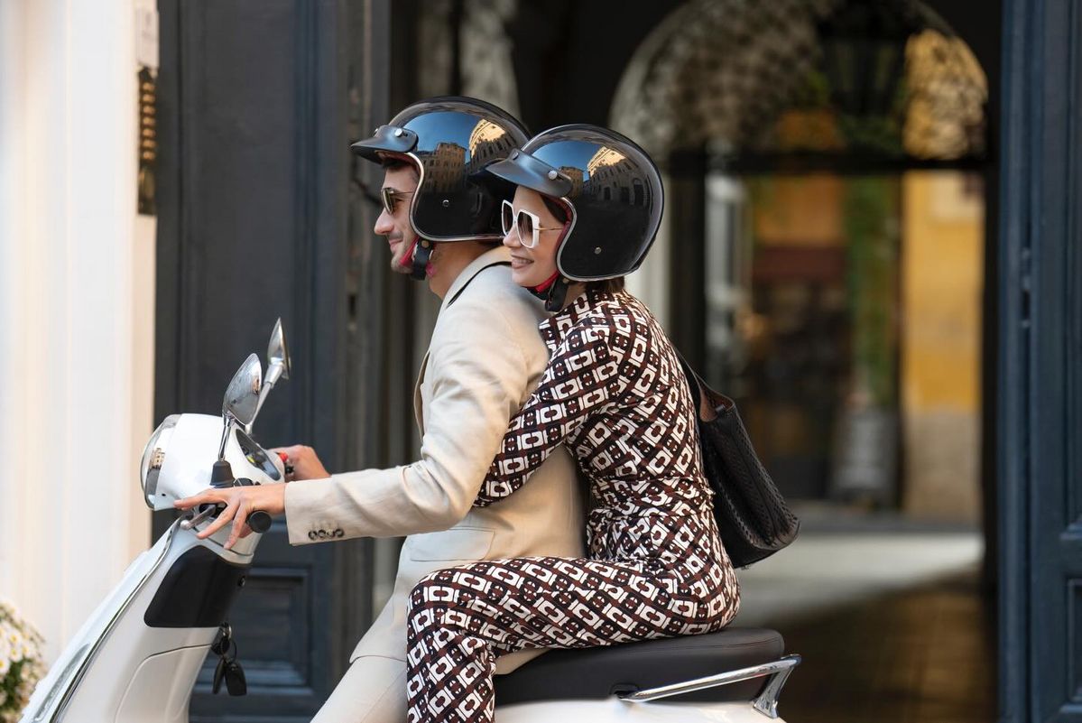 '에밀리, 파리에 가다' 시즌 5 | 인스타그램 @emilyinparis