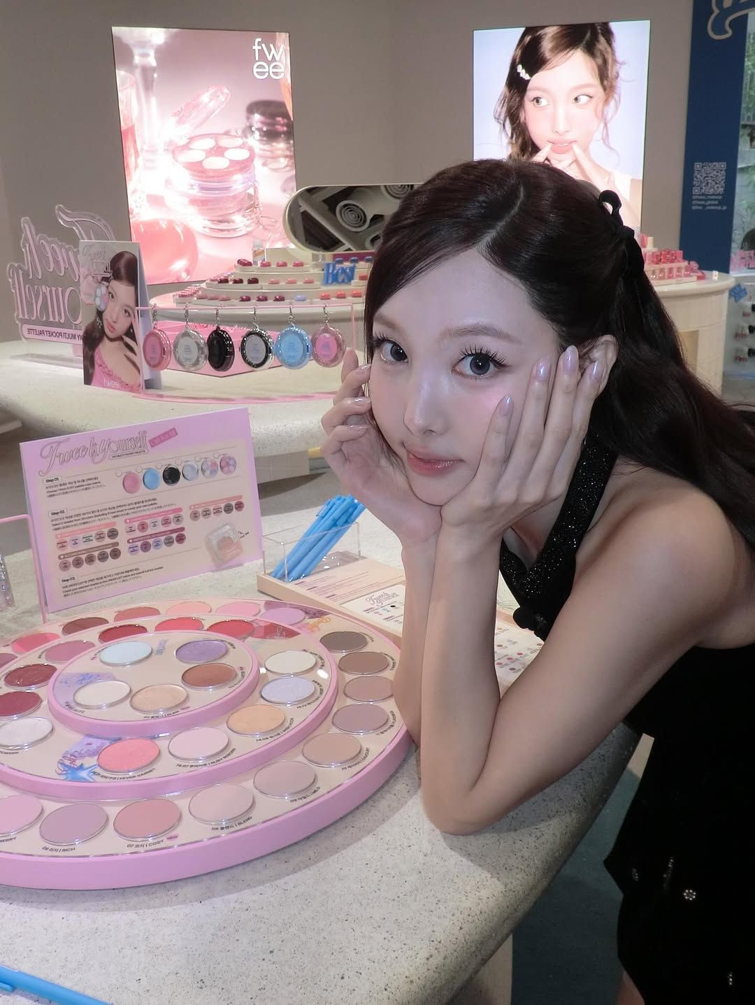 인스타그램 @nayeonyny