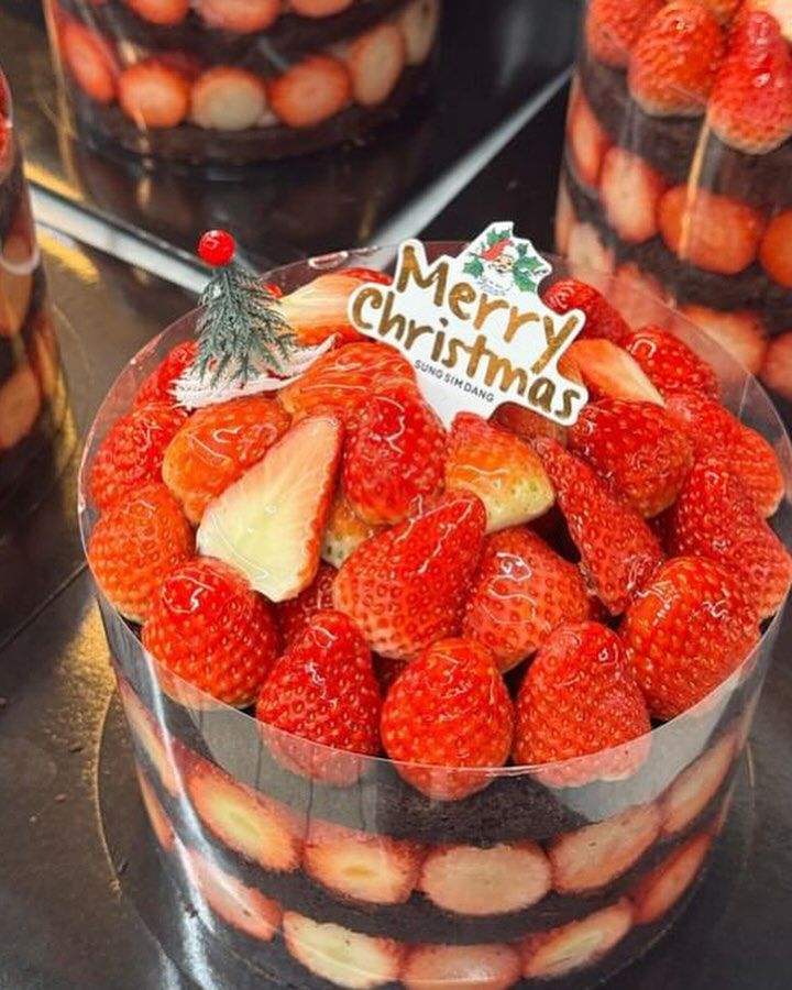 성심당 딸기시루. 인스타그램 @sungsimdang_cakeboutique