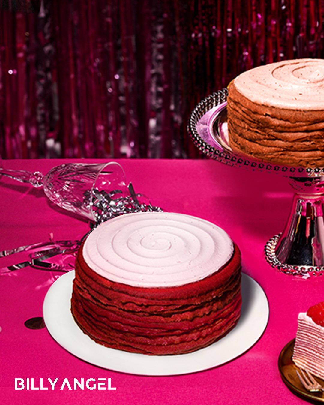 빌리엔젤 크리스마스 딸기 크레이프. 인스타그램 @billyangel.official