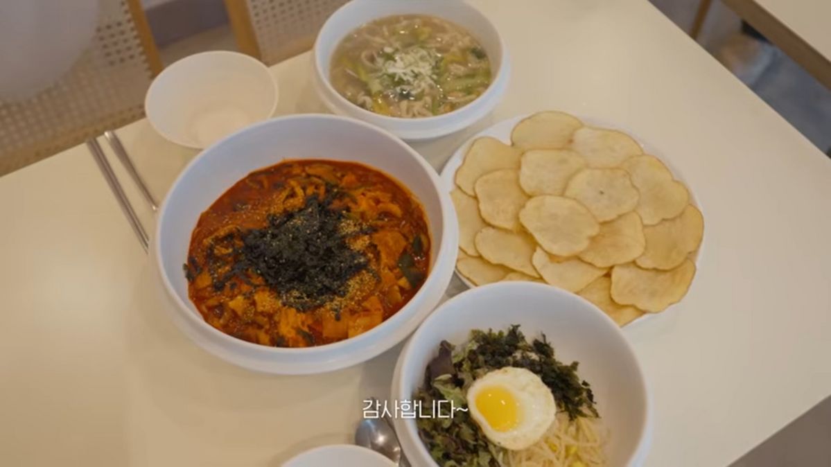 경주 맛집 신라제면 | 출처 유튜브 <MOCA 이청아>