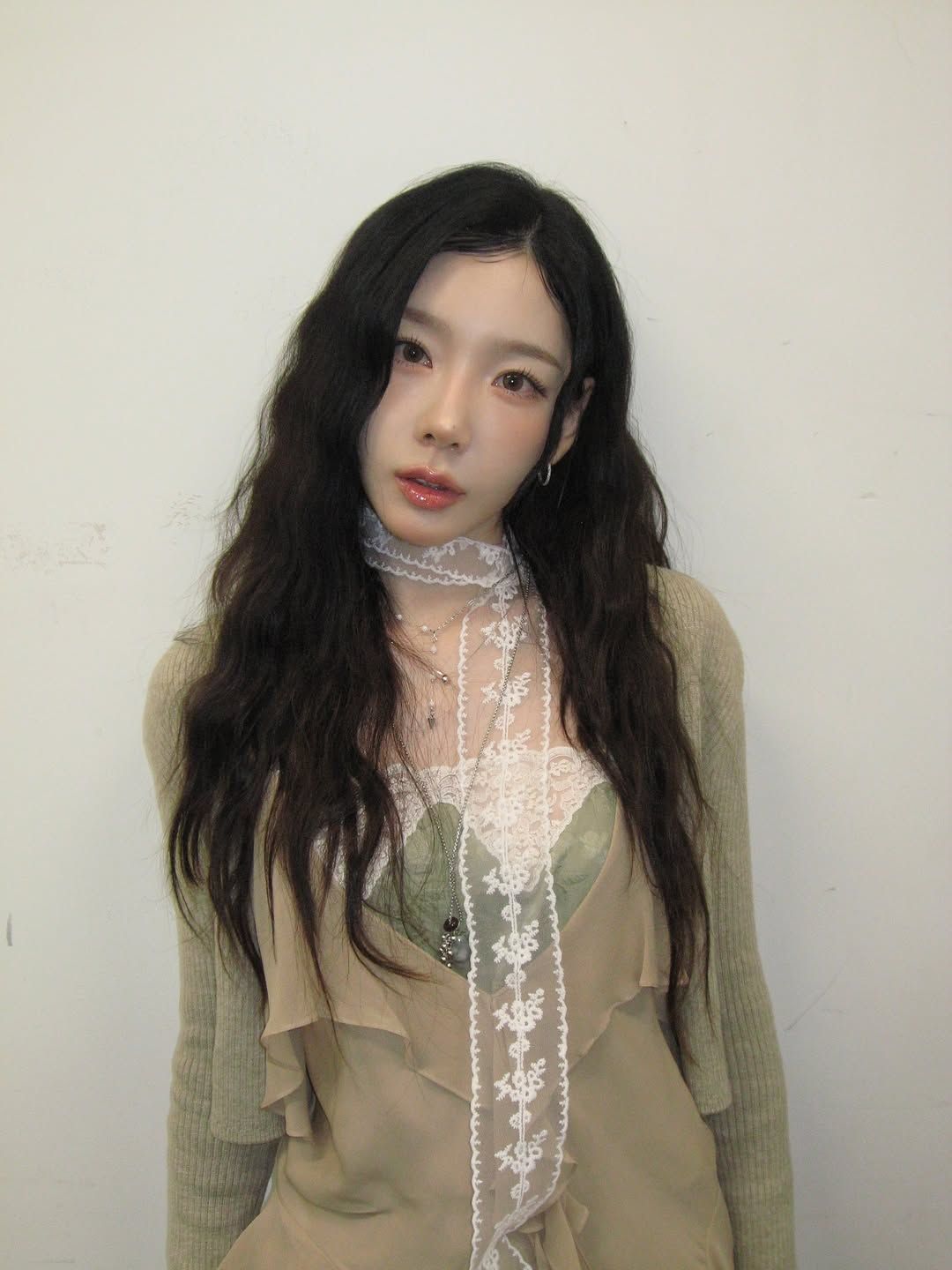 소녀시대 태연 부두아룩 | 인스타그램 @taeyeon_ss