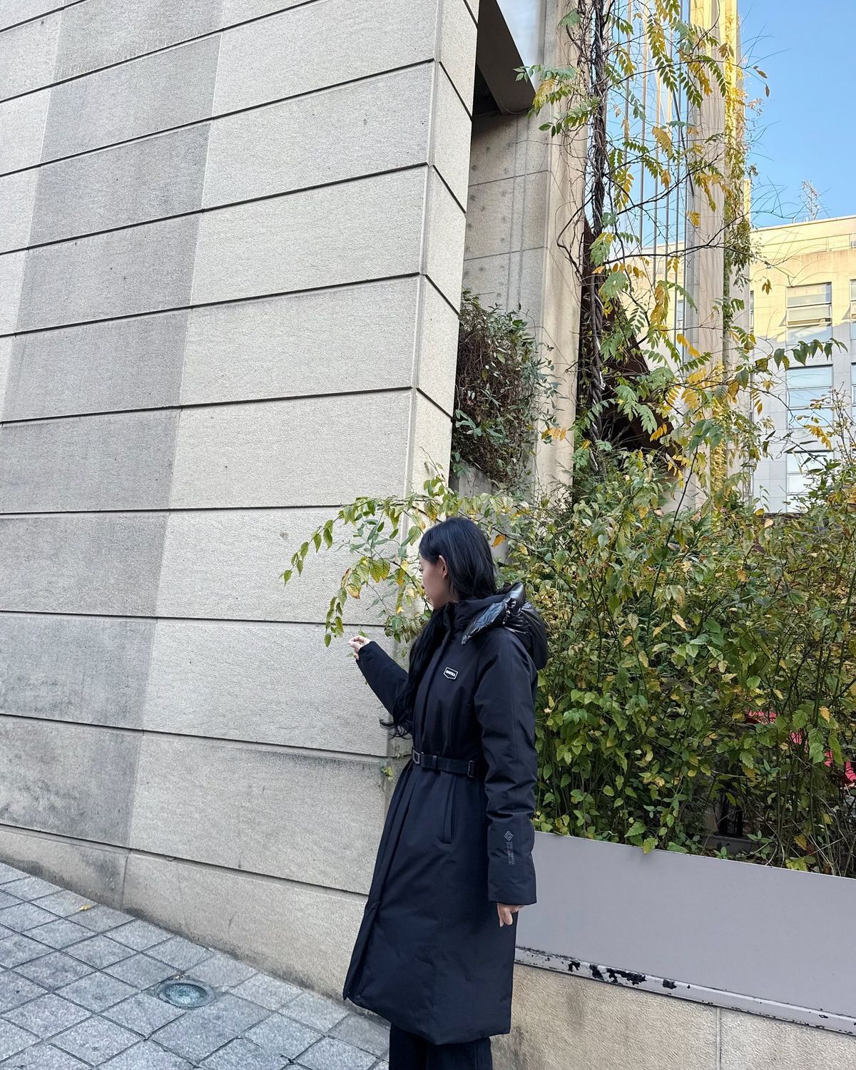 롱패딩을 선택한 김지원. 인스타그램 @geewonii