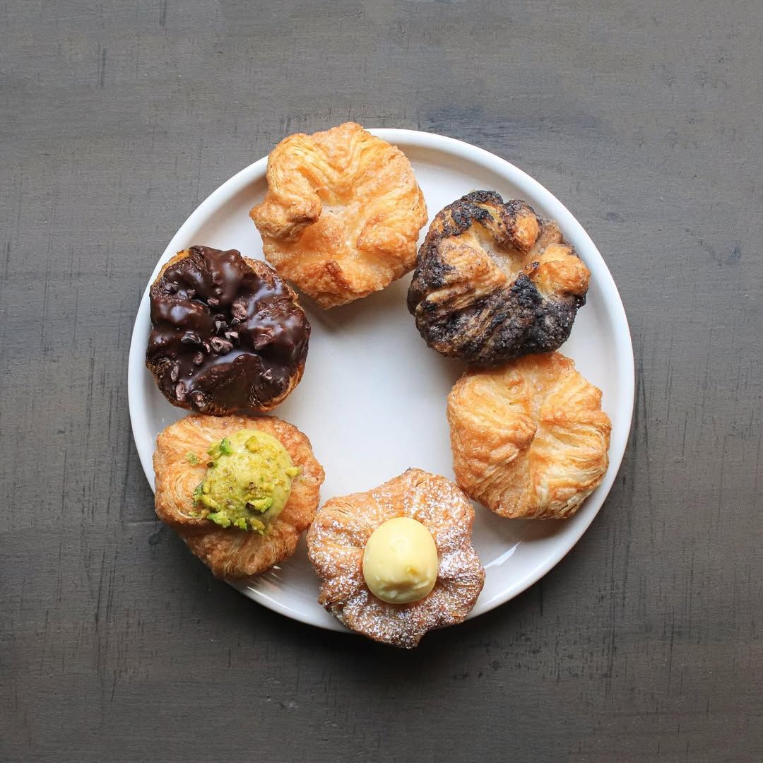 손종원 셰프가 뽑은 최고의 퀸아망이 있는 비파티세리 공덕점. 인스타그램 @bpatisserie_seoul