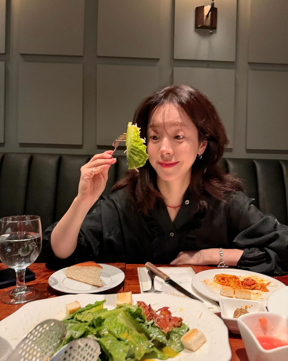 한지민 다이어트 관리 | 인스타그램 @roma.emo