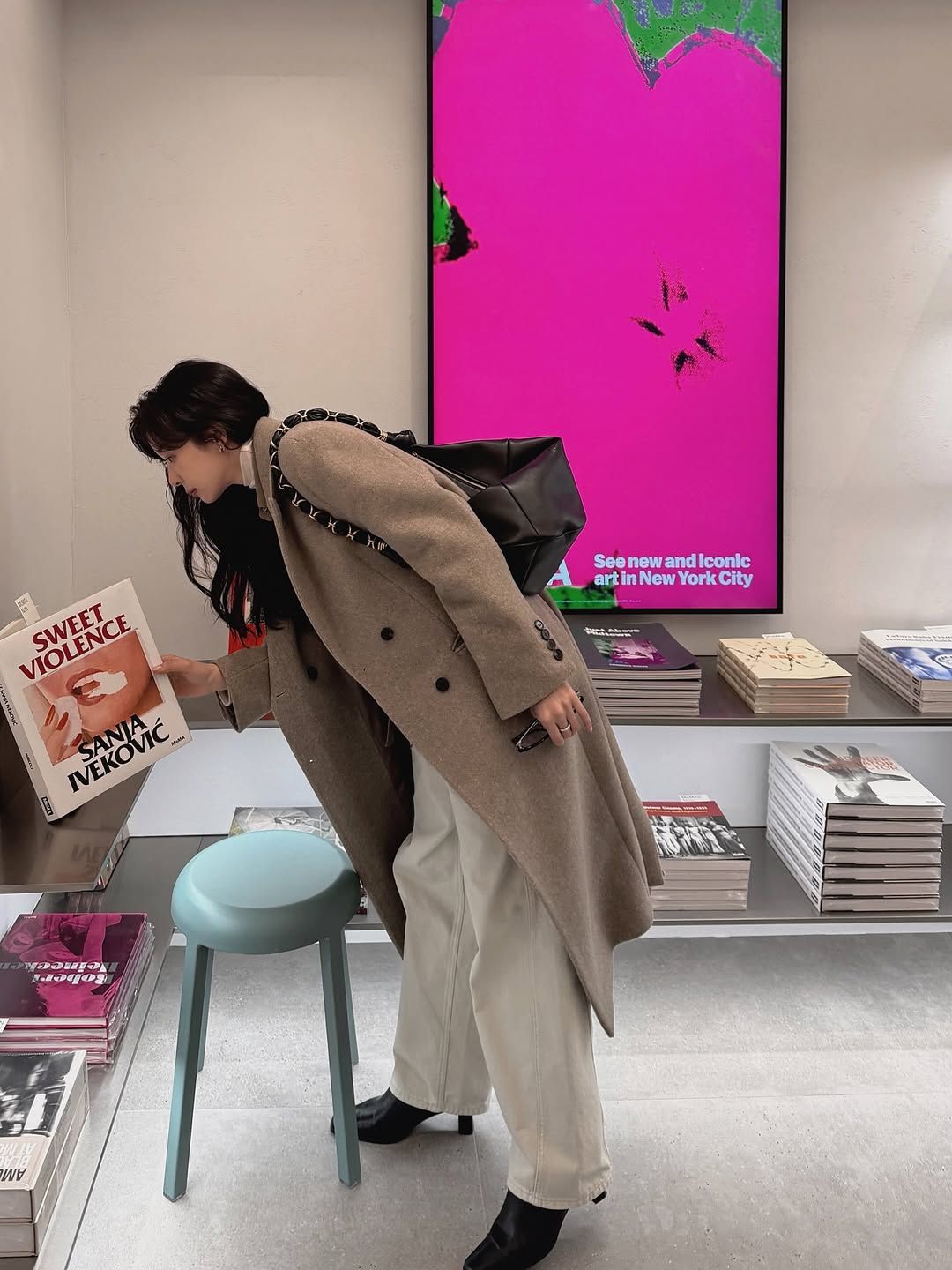 이청아 오피스 룩 | 인스타그램 @leechungah