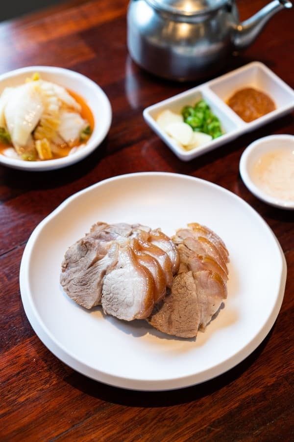 최강록 셰프가 높은 완성도로 평가한 용인의 고기리 막국수. 사진 네이버지도 고기리막국수 업체 등록 사진 