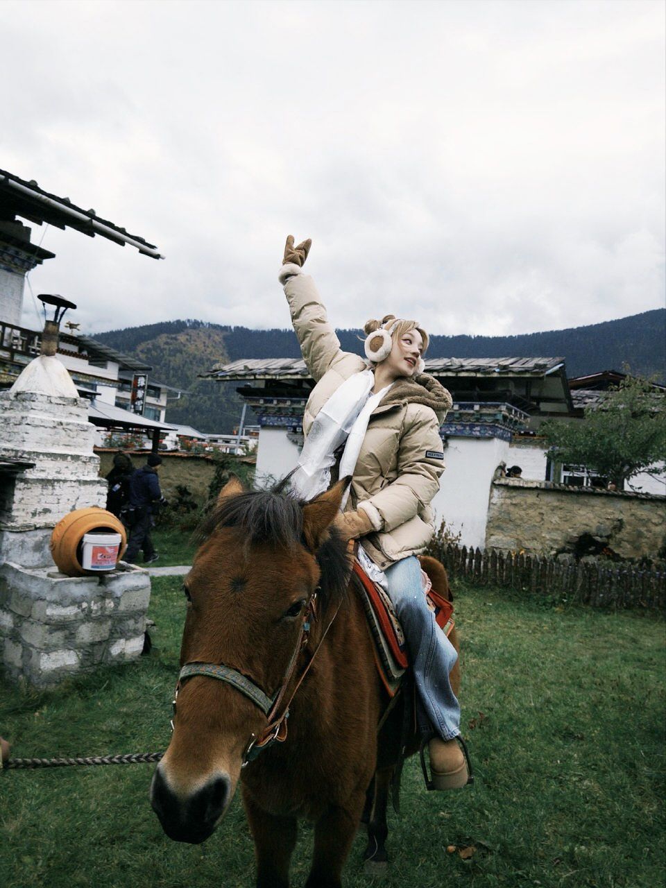 아이들 우기 겨울 패션 | 인스타그램 @yuqisong.923