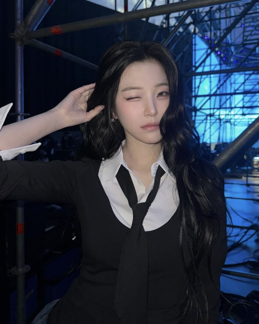 인스타그램 @jiheonnibaek 