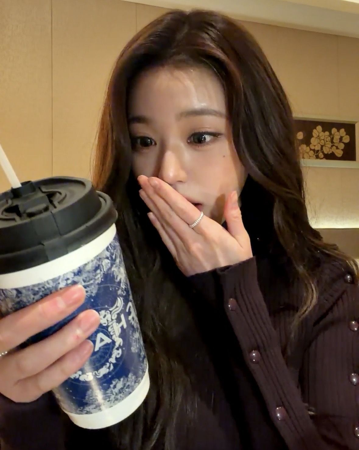 아이브 장원영 | 출처 베리즈 어플 라이브 방송 캡처