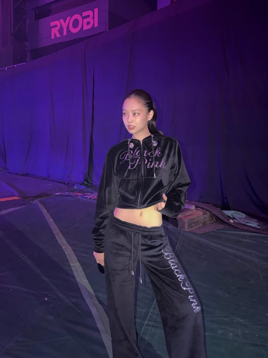 제니 꾸안꾸 추리닝 패션 | 인스타그램 @jennierubyjane