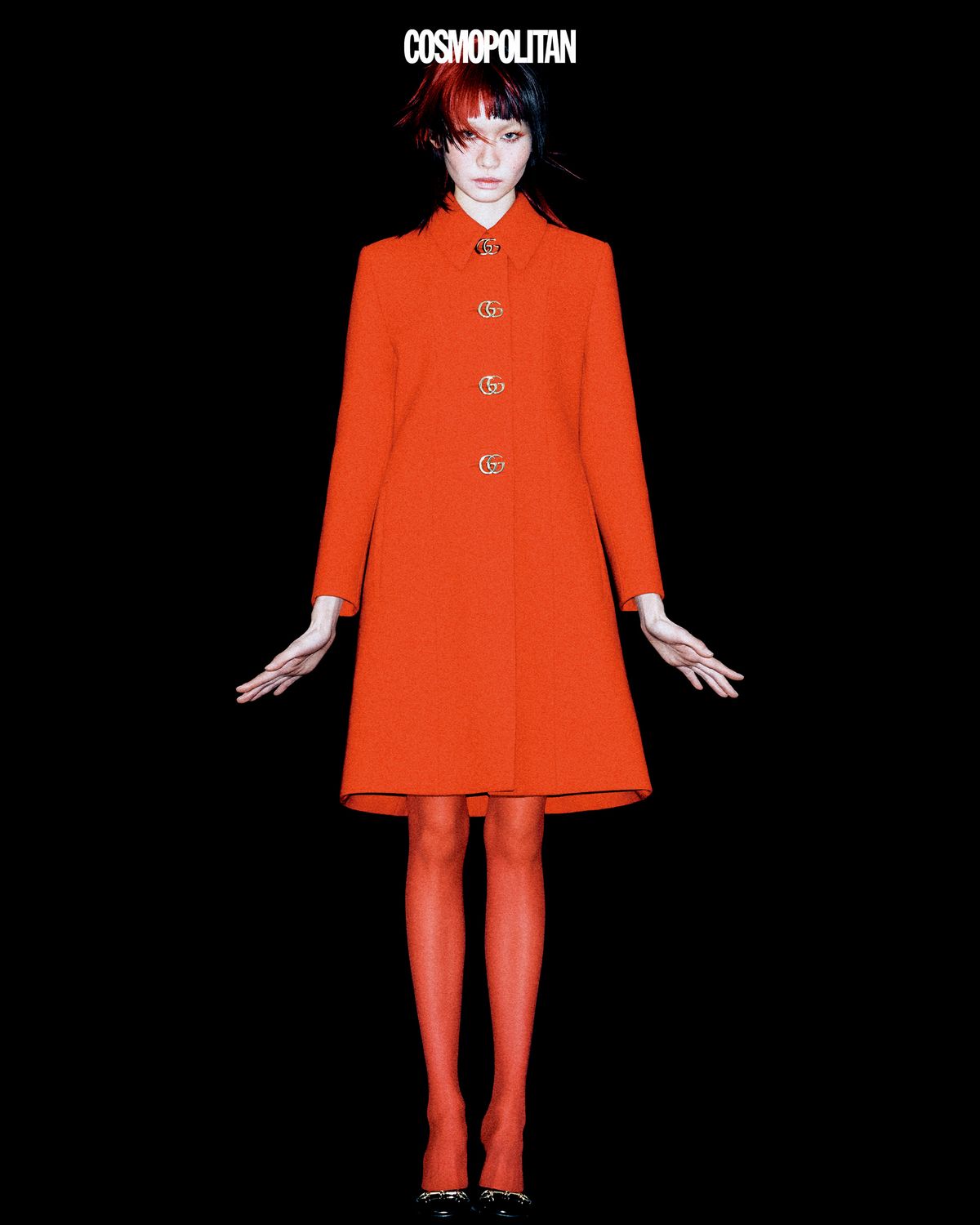 미니드레스 1백75만원 Courrèges. 카디건 13만8천원 Glowny. 페이크 퍼 해트 가격미정 Dolce&Gabbana. 로퍼 가격미정 Sacai. 스타킹 에디터 소장품. 