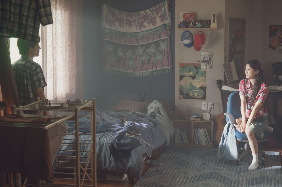 잠자리 횟수가 줄어드는 커플을 위해. 영화 ‘만약에 우리’ 스틸컷