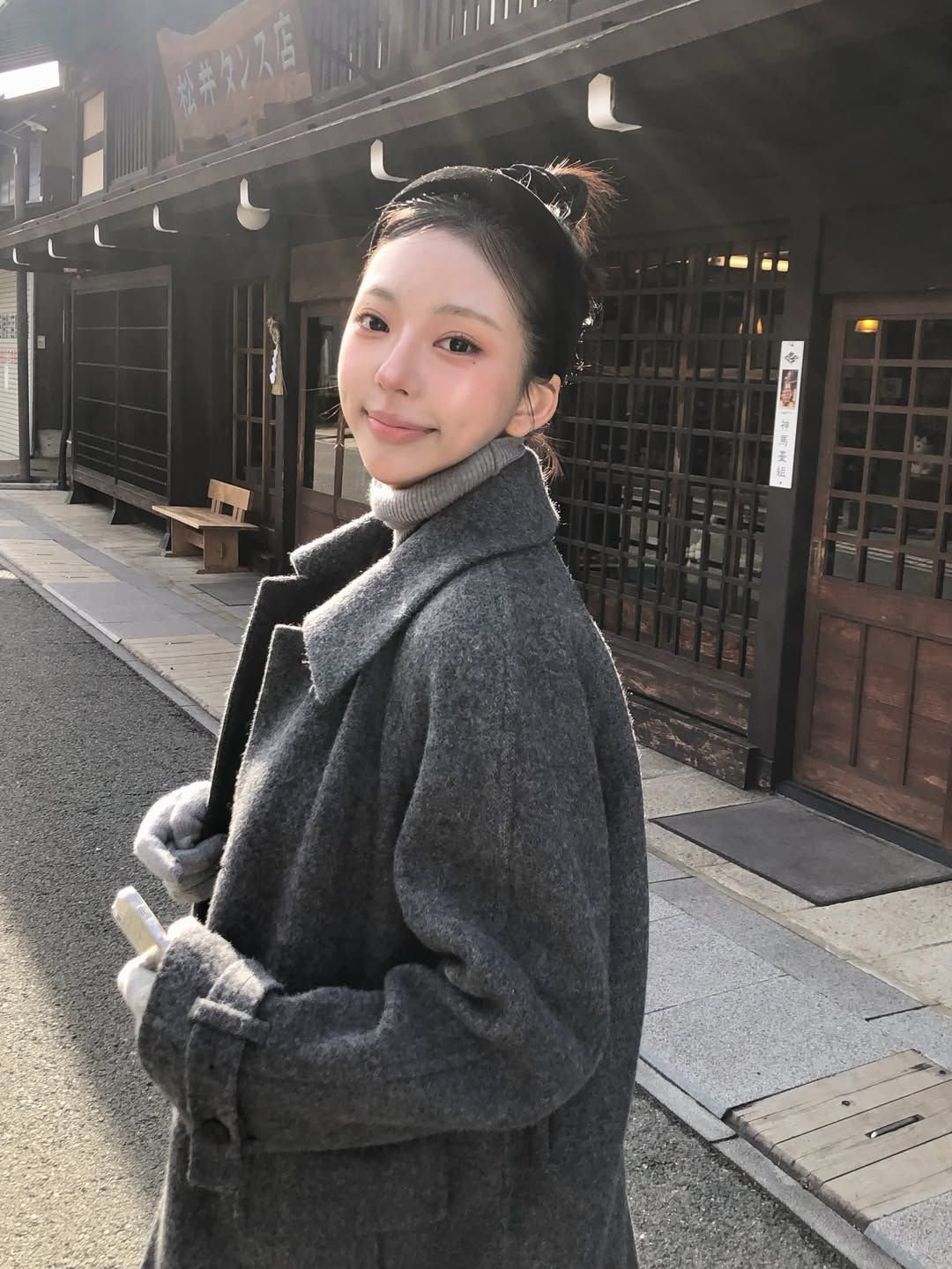 겨울 아우터를 아름답게 코디한 솔로지옥5 김고은. @goxnniee