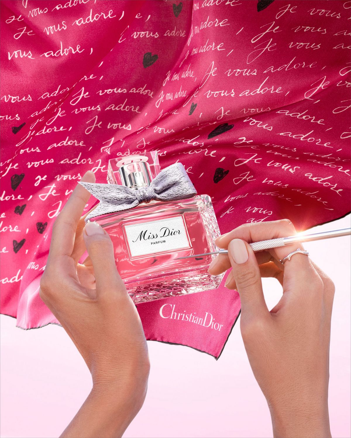 발렌타인데이 선물 추천 (출처 : 크리스챤 디올 뷰티 제공)