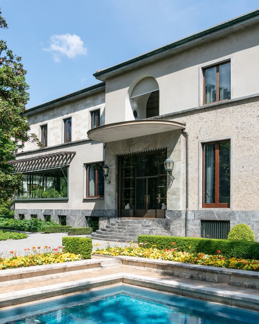 코리아 하우스 | 인스타그램 @villanecchicampiglio