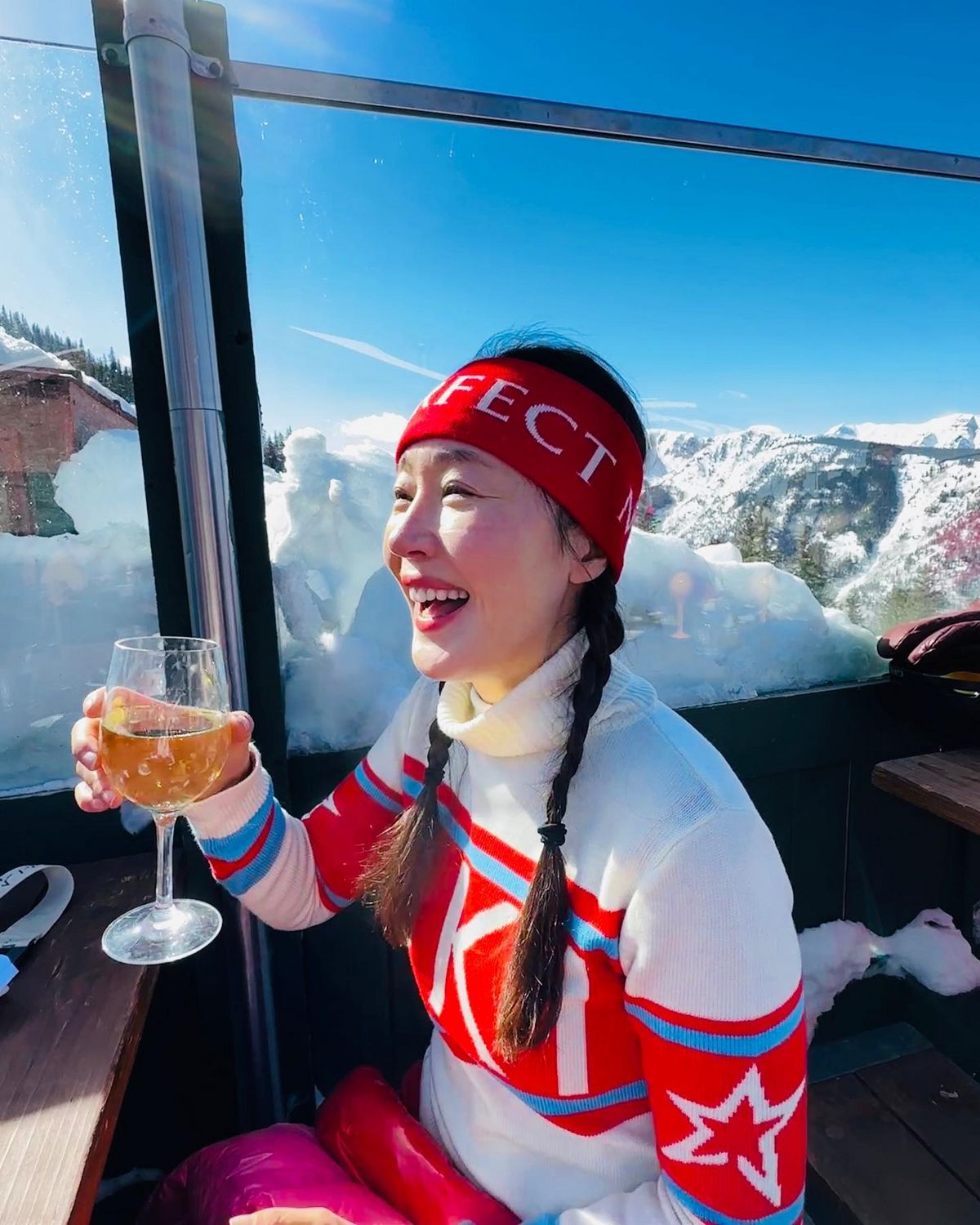 엄지원 운동 | 인스타그램 @umjeewon