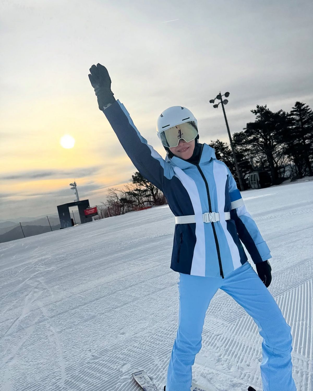 엄지원 운동 | 인스타그램 @umjeewon