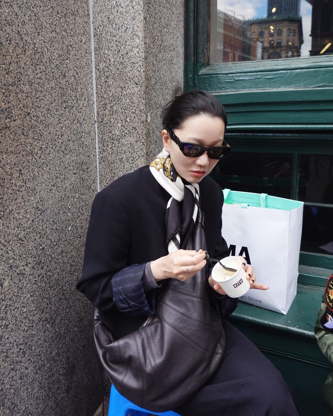 장윤주 스카프 패션 | 인스타그램 @yoonjujang