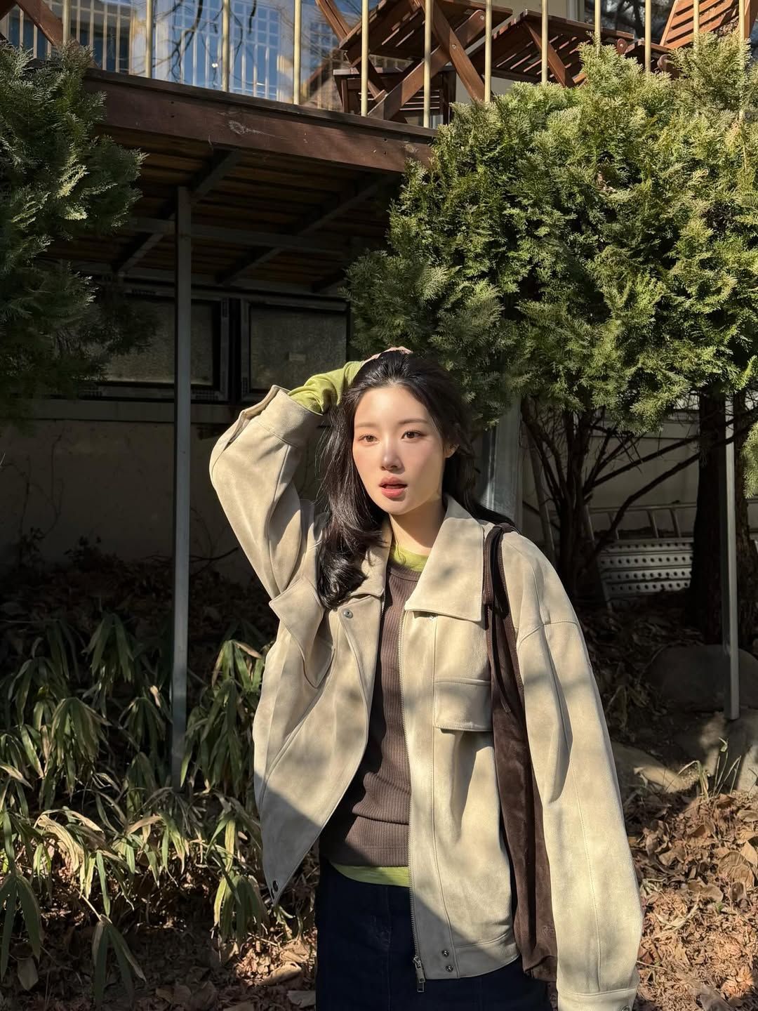 정채연 패션 | 인스타그램 @j_chaeyeoni 