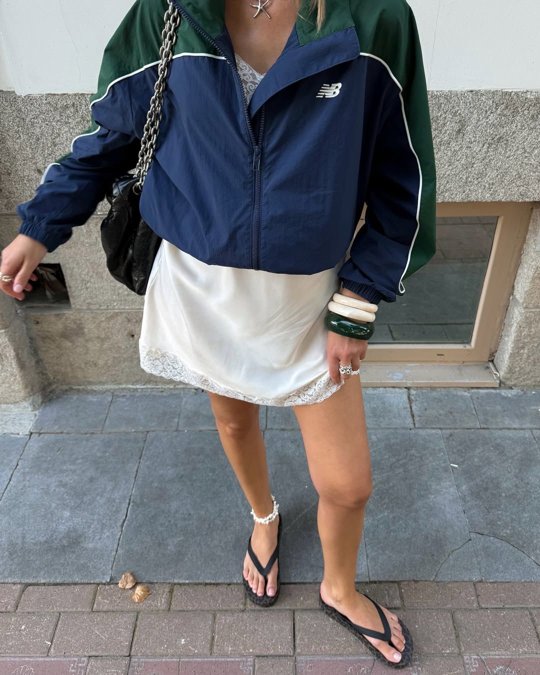 슬립 드레스 With 윈드브레이커 | 인스타그램 @kakurina.alena