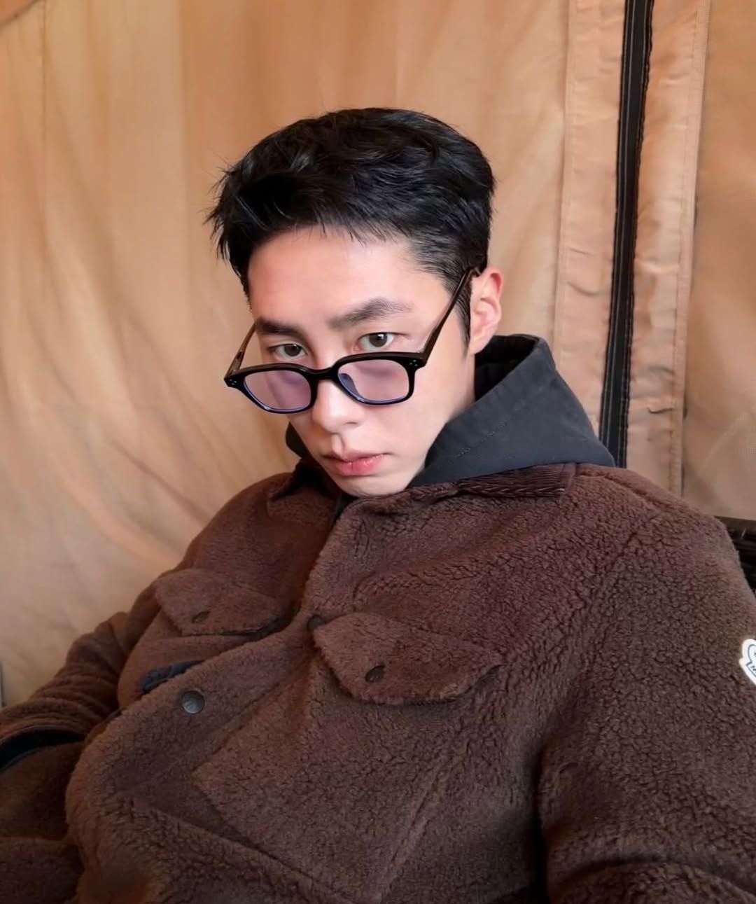 인스타그램 @ jxxvvxxk