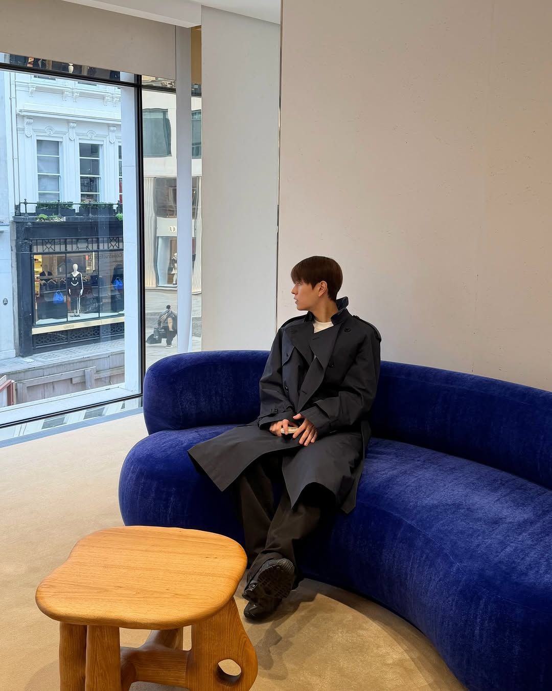 런던 일상을 보내는 스트레이키즈 승민. 인스타그램 @miniseungkim