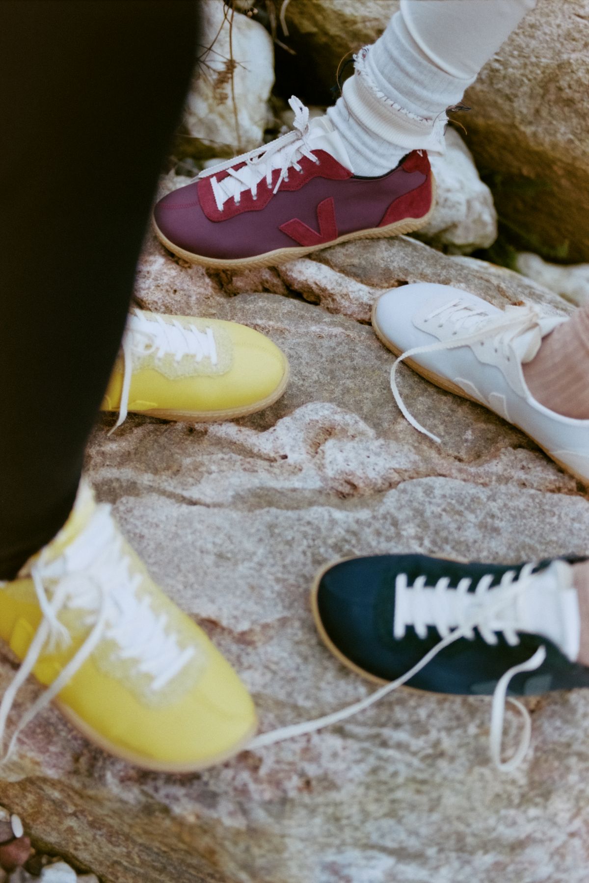 베자 X 베이스레인지의 아나토미컬 스니커즈 | 사진 제공 베자(VEJA)