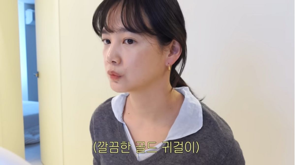 윤승아 귀걸이 | 유튜브 <승아로운>