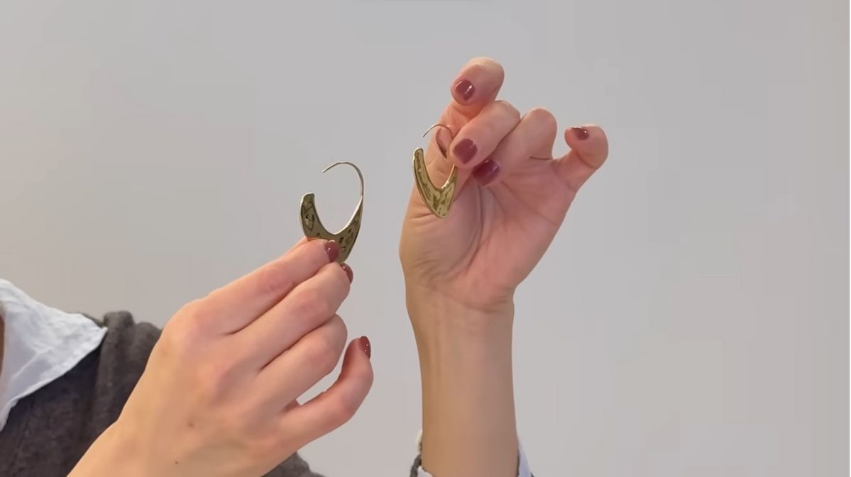 윤승아 귀걸이 | 유튜브 <승아로운>