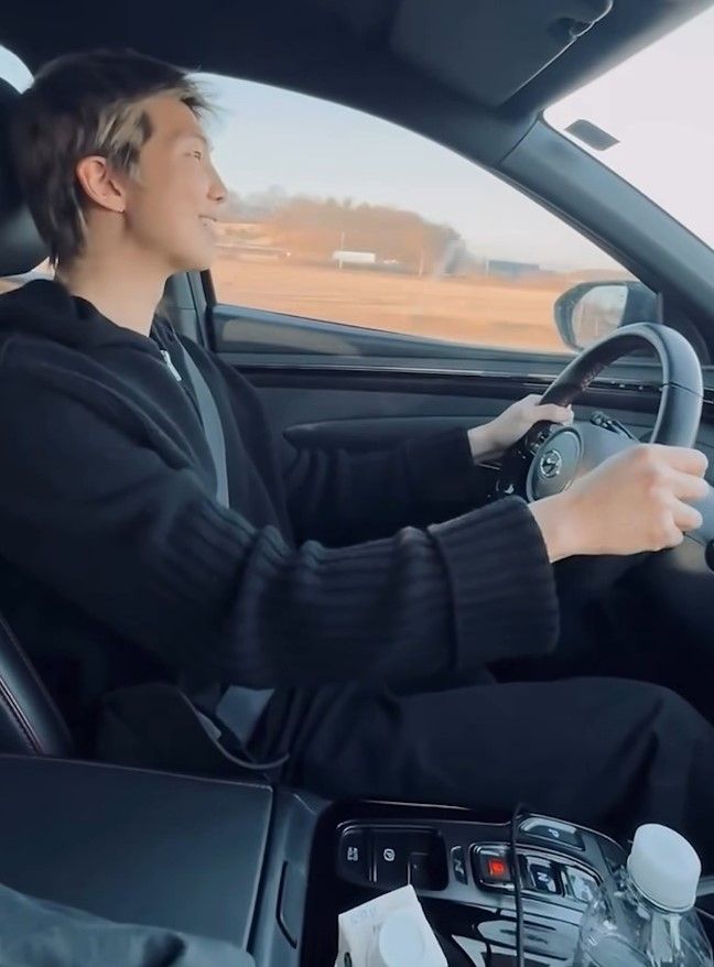 인스타그램 @rkive 