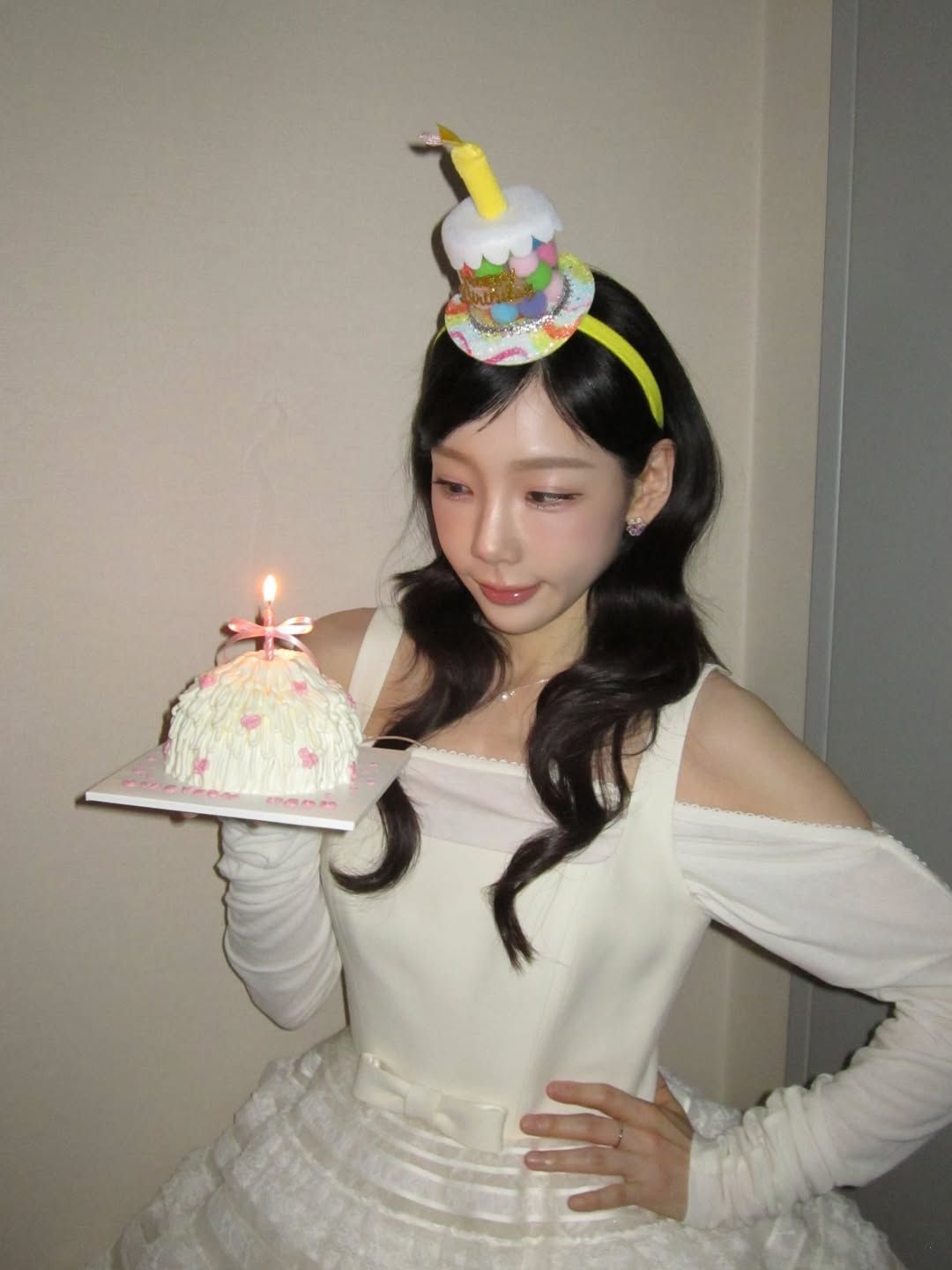 3월 9일 생일을 맞은 태연. 인스타그램 @taeyeon_ss