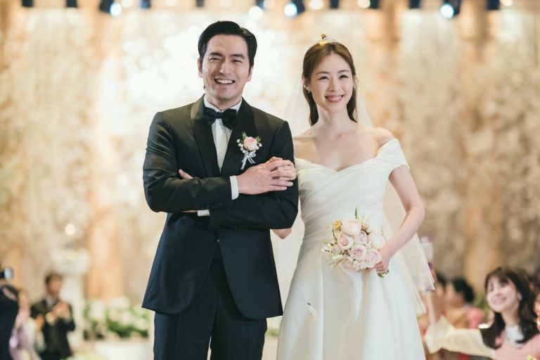 결혼식에 가지 않아도 되는 사이 정리. 카카오TV 웹드라마 ‘결혼백서’ 스틸컷