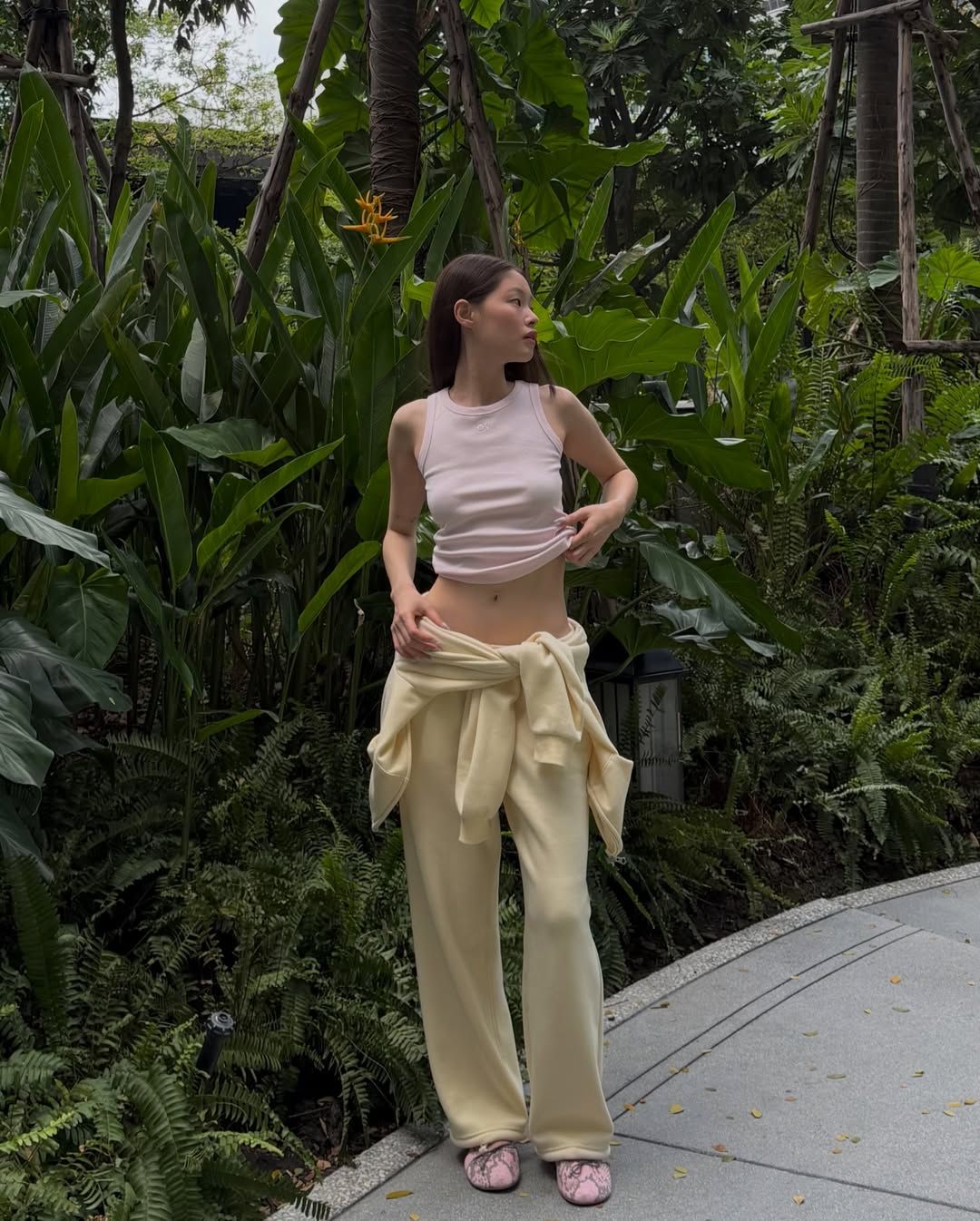 윤이재 패션 | 인스타그램 @yun.e.jae