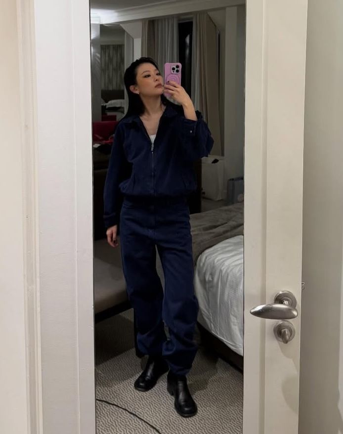 해링턴 자켓을 시크하게 연출한 슬기 @hi_sseulgi