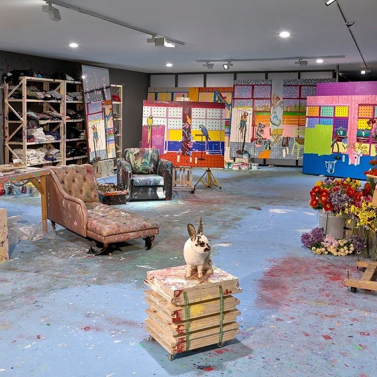 데미안 허스트 : 진실은 없어 그러나 모든 것은 가능하지 | 인스타그램 @mmcakorea