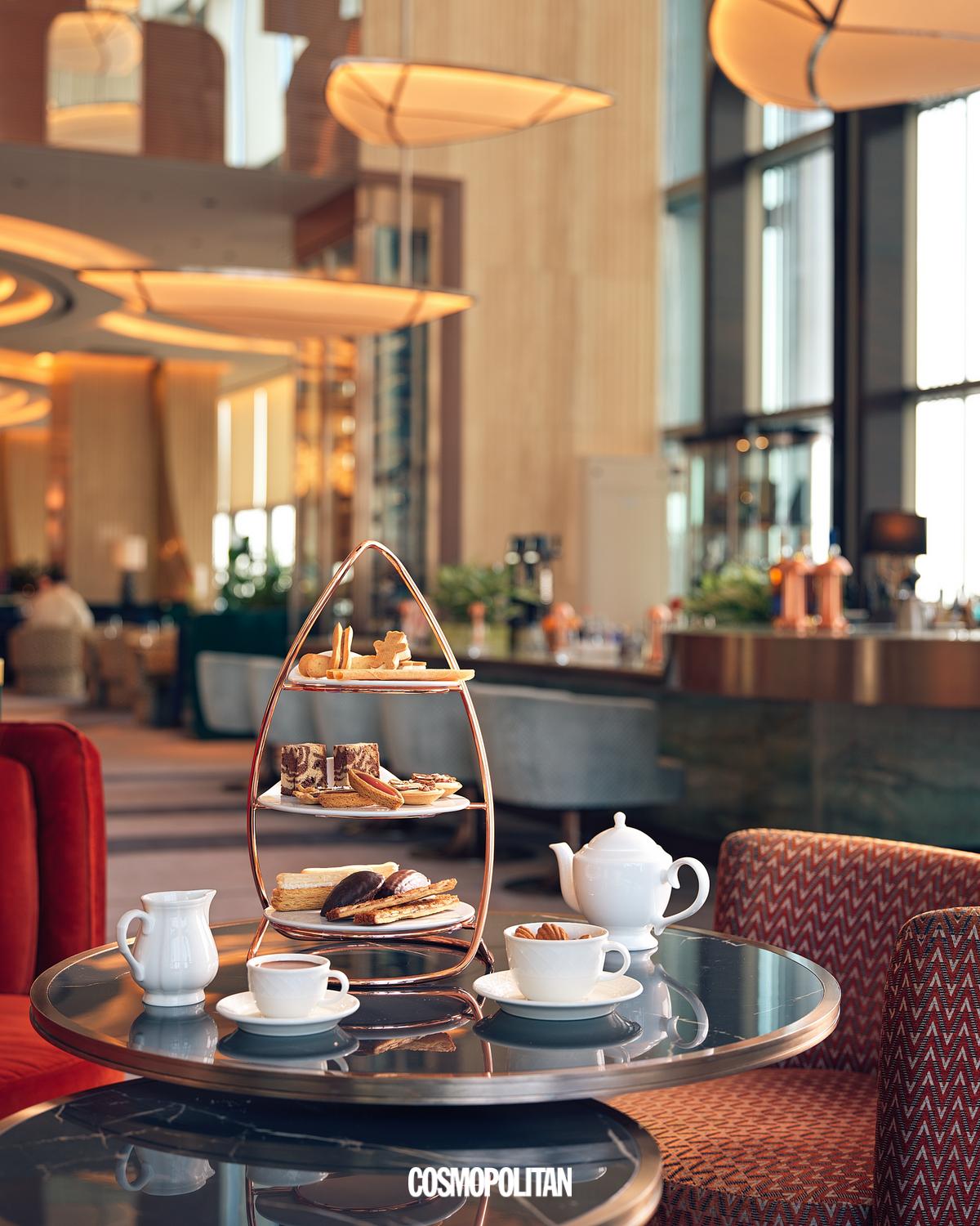 프랑스의 오후 간식 문화인 '르 구떼'에서 영감을 받은 조선 팰리스의 애프터눈 티 세트.