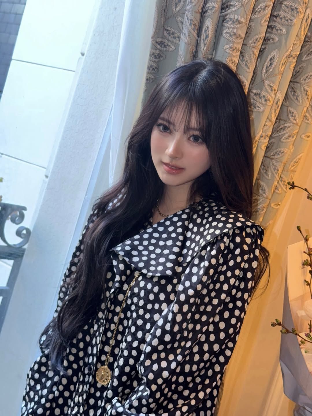 미야오 안나 도트 패션 | 인스타그램 @meovv