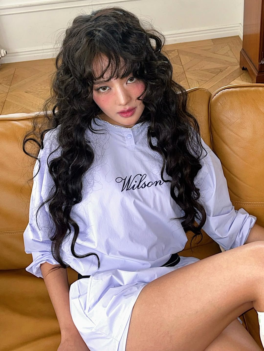 뽀글 파마 (출처 : 인스타그램 @min.nicha)