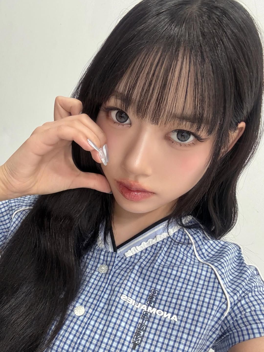 4월 12일 생일을 맞은 미야오 수인. 인스타그램 @meovv