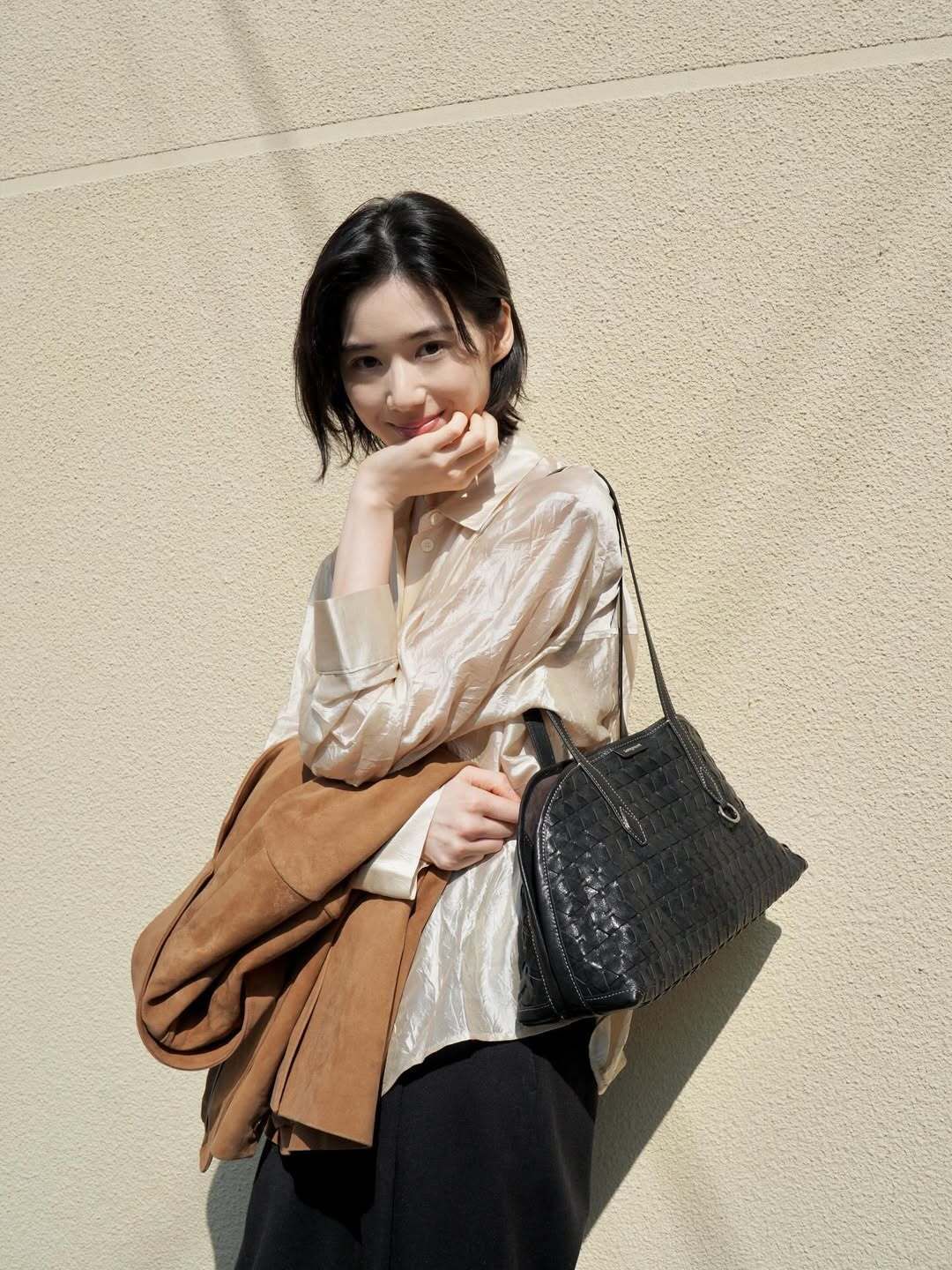 정은채 셔츠 패션 | 인스타그램 @jungeunchae_