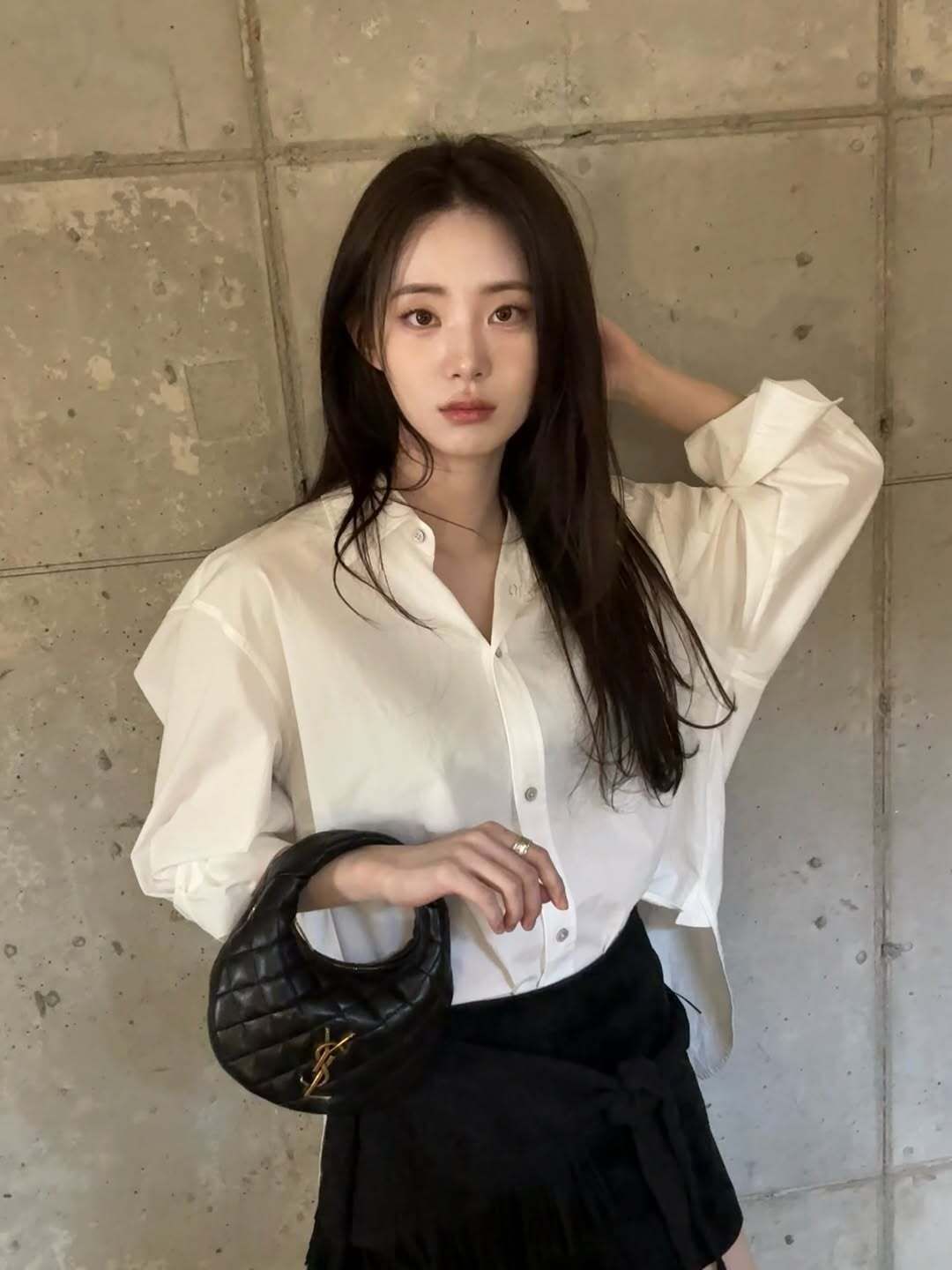 신시아 셔츠 패션 | 인스타그램 @shinsiaa_