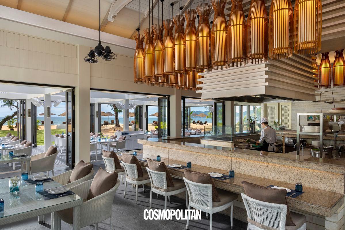 지중해식 이탈리안 레스토랑 '아주라'