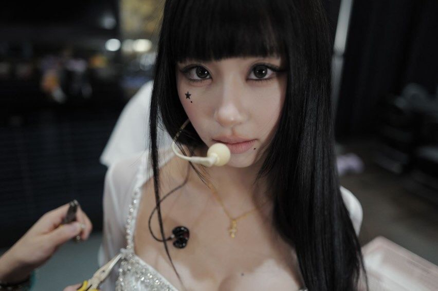 4월 23일 생일을 맞은 트와이스 채영. 인스타그램 @chaeyo.0