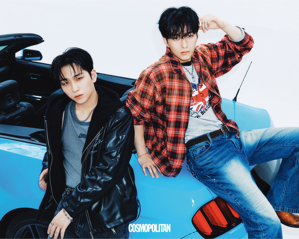 (건일)레더 재킷 Bjhg. 슬리브리스 톱 Dauspice. 데님 팬츠 Satur. 벨트, 목걸이, 팔찌, 반지 스타일리스트 소장품. (오드)셔츠 재킷 Unusedlab. 티셔츠 Mainbooth. 데님 팬츠 Youser. 슈즈 Vibram. 벨트, 목걸이, 팔찌, 반지 스타일리스트 소장품.