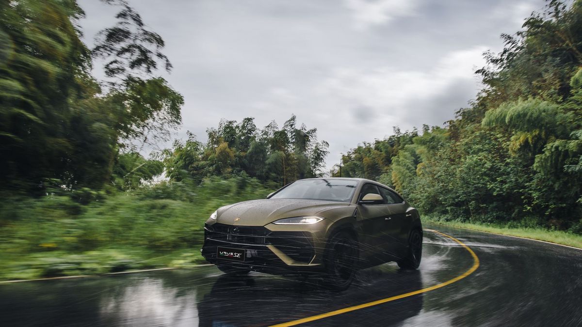 람보르기니 우루스 SE